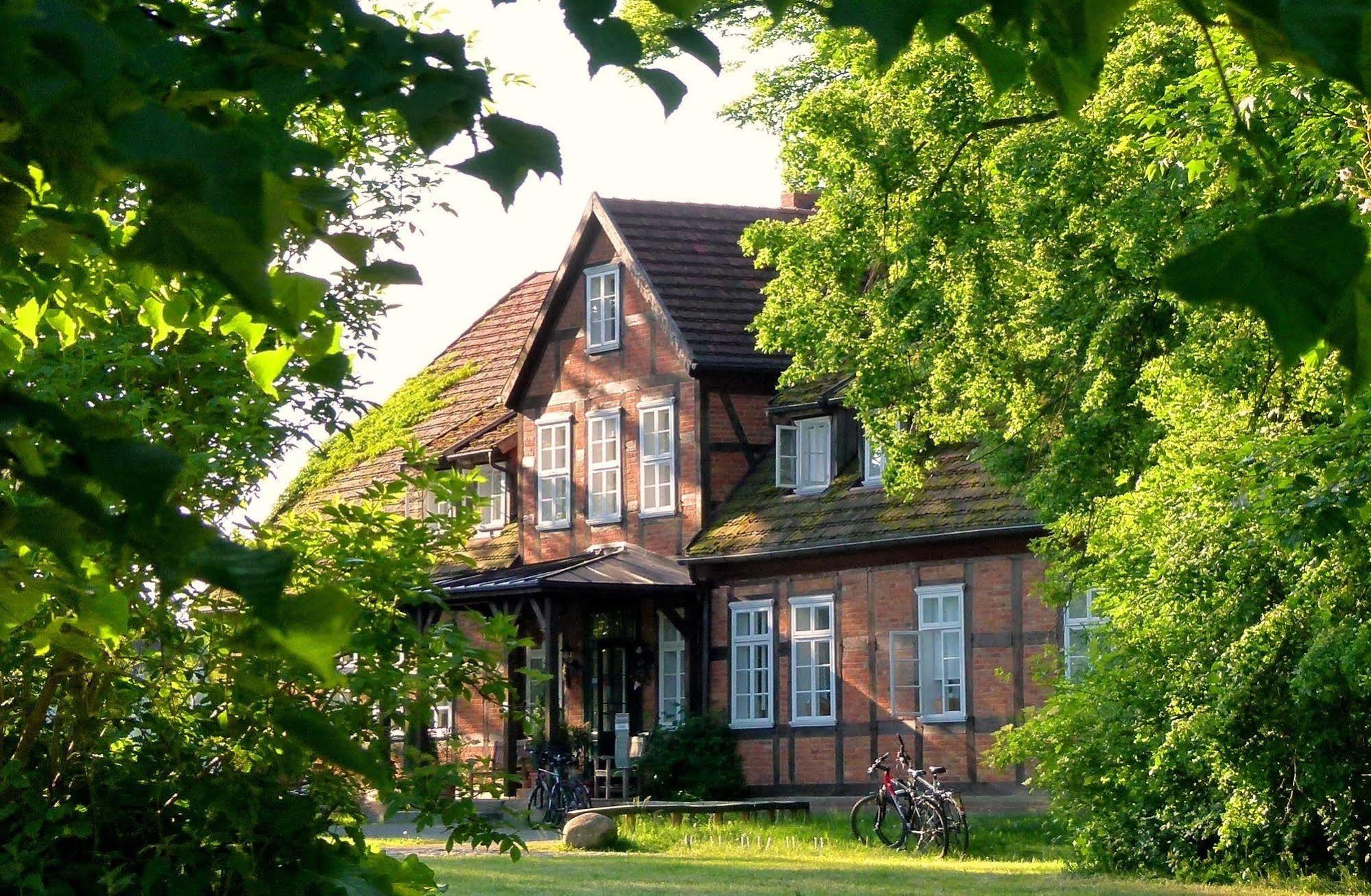 Отель Gutshof Woldzegarten Экстерьер фото
